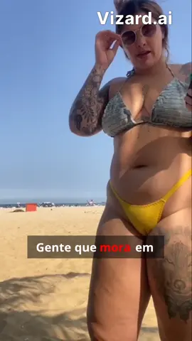 Quando o frio invade os apartamentos, mas a vista do mar azul brilhando ao sol faz esquecer a temperatura interna! 😍 Esse momento captura perfeitamente a luta de quem vive em espaços pequenos e curte a beleza do dia. O contraste entre o aconchego do lar e a vibração do exterior é algo que muitos podem se identificar. Não há nada como um bom par de óculos para apreciar essa beleza e lembrar que, mesmo nos dias mais frios, sempre há um pouco de sol a brilhar. ☀️🏙️ #Apartamento #Frio #Mar #Sol #Oculos #VidaUrbana #BELEZA #Identidade #VistasDeslumbrantes #EstiloDeVida #DicasUrbanas #Conforto #BemEstar