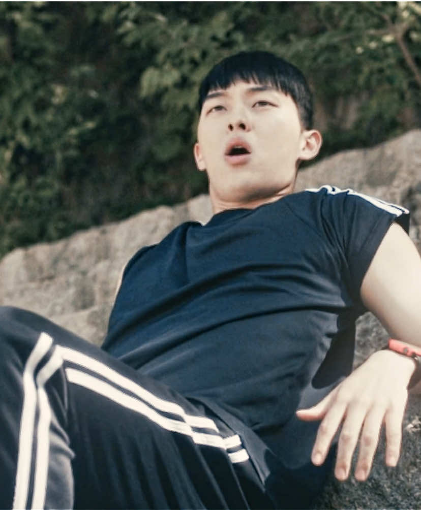 this song is so addictive      #choihyunwook #choihyunwookedit #ahnsuho #weakheroclass1 #foryouu 