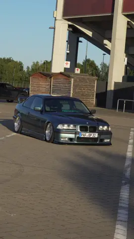 Bagged bmw e36 #bmw #bmwe36 #e36 #airlift #tuning 