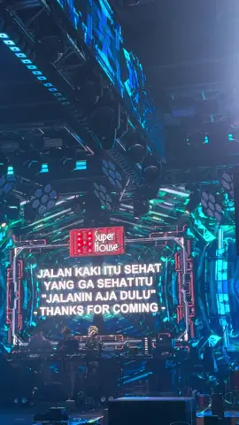 •	“Jalan kaki bikin sehat… yang bikin gak sehat ya chat terakhir dia 🤣 #mrparty 