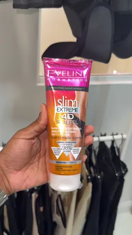 4D Slimming Cream  Available in stores! 
