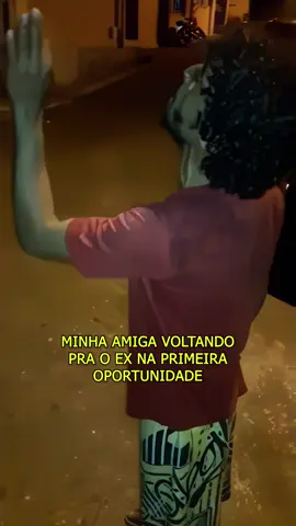 Marca aqui a tua amiga 😂👇🏽