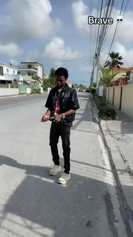 Nou re activé 🥶💀🖤🎩 #locodahy #bravegang 