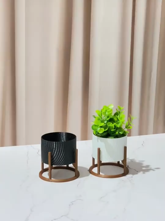 Trio de Vasos Cachepot com Suporte Para Cactos ou Suculentas (link nos comentarios)  #compras #shopee