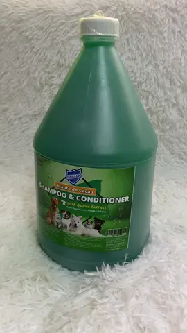 Madre de Cacao Pet Shampoo and Conditioner #petshampoo #madredecacao #petshampooandconditioner #petcare #petessentials 