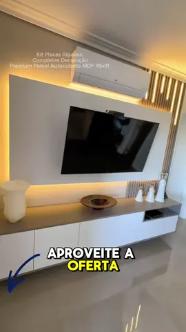 ✨ Descrição do Produto ✨ Transforme qualquer ambiente da sua casa com o Kit Placas Ripadas Premium em MDF Autocolante! Com design moderno e sofisticado, esse painel é perfeito para destacar sua parede, sala de estar ou até mesmo o cantinho da TV. Fácil de aplicar, não precisa de obra nem sujeira: basta colar e pronto! ✅ Material de alta qualidade e resistente ✅ Acabamento elegante que valoriza sua decoração ✅ Instalação rápida e prática ✅ Preço acessível para renovar o ambiente 👉 Garanta já o seu e dê um toque de elegância e aconchego ao seu lar!