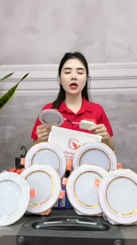 Đèn led âm trần nguồn rời em bán trực tiếp cho nhà máy giá rẻ lắm ạ mn vào săn .#denledamtran #denled #giadungtienich #giadungthongminh #trangchamchi✅ 