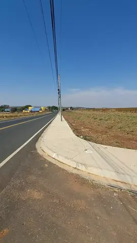 ✨ LOTES COMERCIAIS — RESIDENCIAIS — JD. PLANALTO ✨ ✅ 205m² ✅ com 10mts de frente ✅ MOGI MIRIM ✅ 🌟 **POR APENAS R$ 90.000,00**, você conquista um terreno excelente! 🏡 Planos de pagamento facilitado. Consulte-nos! 📍 Localização Próximo a supermercados, farmácias, restaurantes e escolas. 🔑 Documentação OK! Obs: Possibilidade de pegar veículo sob avaliação! 🔥 **OPORTUNIDADE ÚNICA EM MOGI MIRIM!** Perfeita para quem busca um terreno para construir. ➡️ **Acesse para mais detalhes e fotos:** https://www.imovelmogi.com/ 📲 **NÃO DEIXE PARA DEPOIS!** Chame no DM ou clique no link e agende sua visita! **Fale com Roni Bastos Imóveis:** CRECI: 126990-F 📞 (19) 9 9797-3355 WhatsApp https://wa.me/5519997973355 #ImoveisMogiMirim #CasaNova #JardimPlanalto #MogiMirim #ImovelMogi #RoniBastosImoveis #CasasAVenda #SonhoDaCasaPropria #FinanciamentoImobiliario #MercadoImobiliario #InteriorSP