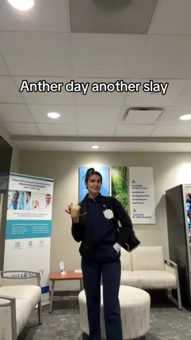 Loving my @wearfigs jacket ☺️ #nursesoftiktok #nursetok #fitcheck #nurse #healthcare #scrubs #figs #fyp #nurseootd #loosepants 