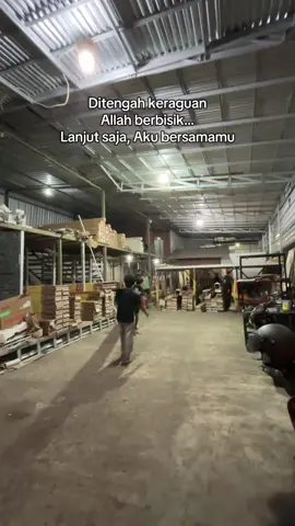 ngeditnya sambil nangis🫡