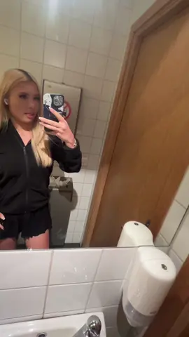 #fyp #valentino #lipsync #blonde #baddie 