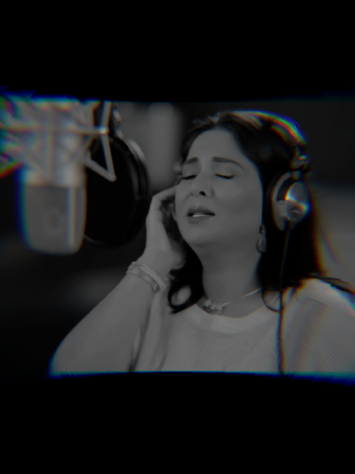 بين الانفاس اشهقك... #نوال_الكويتيه #كل_مافي_الأمر #فنانة_العرب #اغوى_كويتيين🇰🇼 #رابح_صقر @نوال 