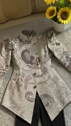 Blouse Batik Janggan Wanita Lengan Puff Bahan Katun Prima Solo Premium#blousebatik#batikwanita#blousekekinian#blousecantik#OOTD#fyp 