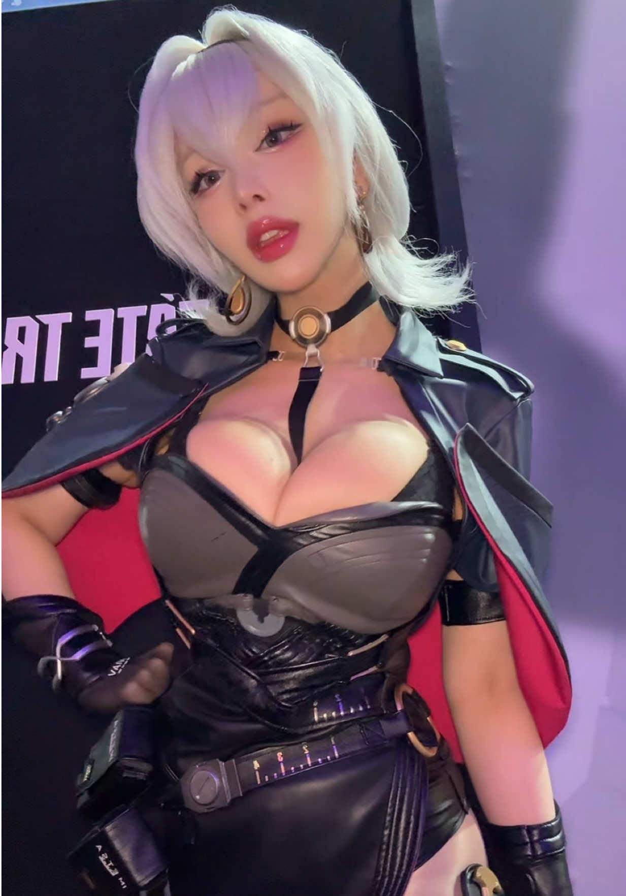 Day 2 done~ 🇩🇪 Cosplaying Huxley has been so much fun! Hope to see you at the Fate Trigger booth at #Gamescom this weekend~ ° Hall 6 Booth B051 #FateTrigger #Gamescom2025 #cosplay #fyp 