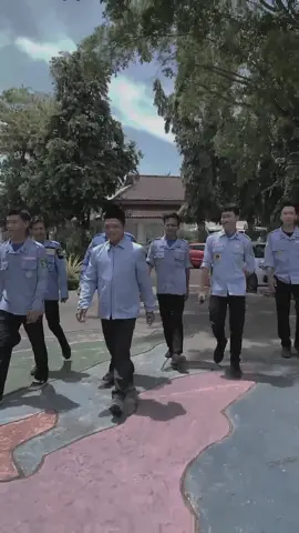 Pengawalan Uang Rakyat 🤣 #tikusberdasi #pejabat 