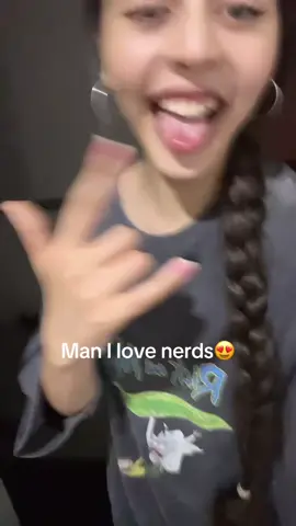 Man i LOVE nerds #ilovenerds #nerds #morocco 