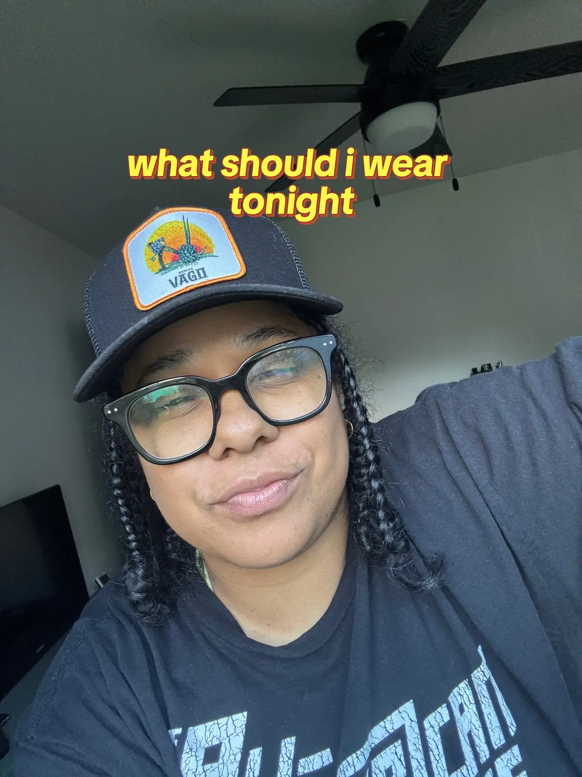 which outfit should i wear tonight??? hittin a rooftop, lounges, bars, maybe a club…. im outside in the streets of louisville tonight!! #legacysaidso #pickmyoutfit #blacklouisville #blackinlouisville #wlw 