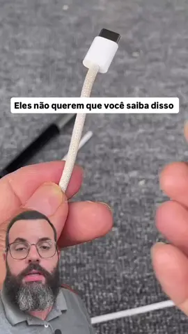 📱⚡ Chega de perder carregadores por causa de cabos quebrados! Uma solução simples pode aumentar a vida útil do seu cabo: basta utilizar uma mola. 🔩 A mola age como um protetor, evitando que o fio dobre demais e se desgaste com o tempo. Além de fácil e barato, é uma forma inteligente de economizar e proteger seus dispositivos no dia a dia. 💡 #tiktok #tiktokviral #celular #iphone #cabo 