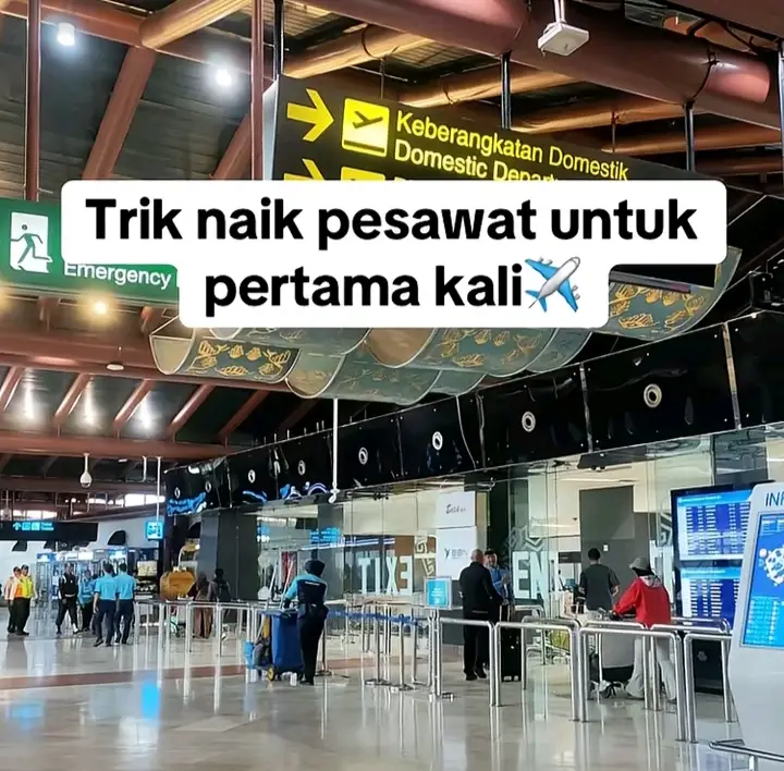 TRIK NAIK PESAWAT UNTUK PERTAMA KALI ✈️ Semoga membantu dan bermanfaat🤗 #trik #travelling #naikpesawat #tipsandtricks #fyppppppppppppppppppppppp 