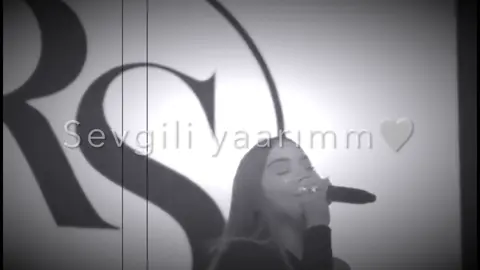 Kim ayırdı bizi bizdən ?)#keşfet #lyricsvideo 