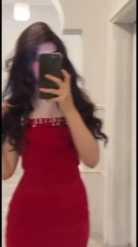 🥳