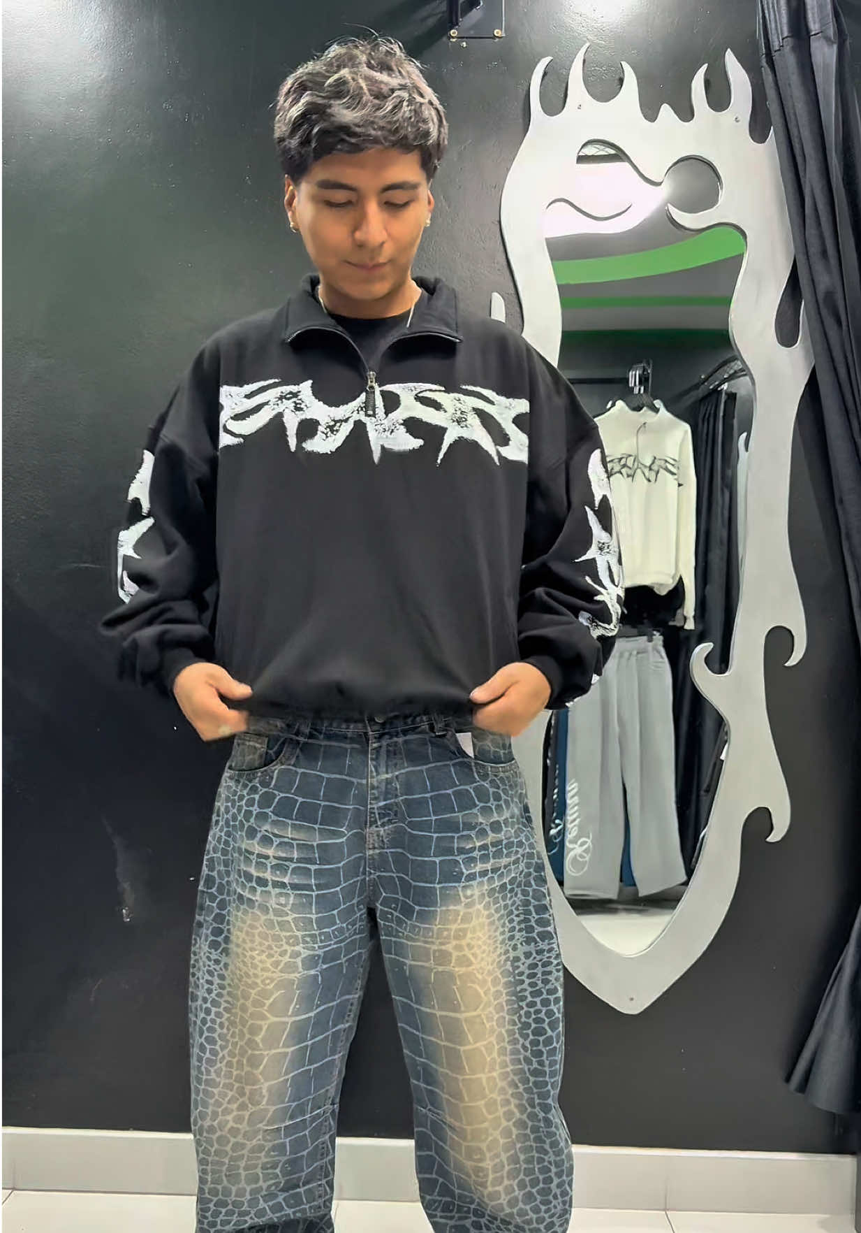 🔥✨ “Si no conoces VICO BEACH, no conoces el verdadero streetwear de Tacna…” 👟🧢 La tienda más EXCLUSIVA donde caen todos los que saben de flow 🏙️ 👉 Baggys oversized 👉 Casacas únicas 👉 Conjuntos que revientan 👉 Rarezas 🔥 FULL exclusividad y calidad. 📍Ubícanos en AV. LEGUÍA 1153 (abajo del Paseo de las Aguas). El spot donde nace la moda en la ciudad. 🏁 💥 ¿Ya fuiste o todavía sigues perdiéndote el verdadero streetwear? #paratii #ropa #streetwear #tendencia #fyp 