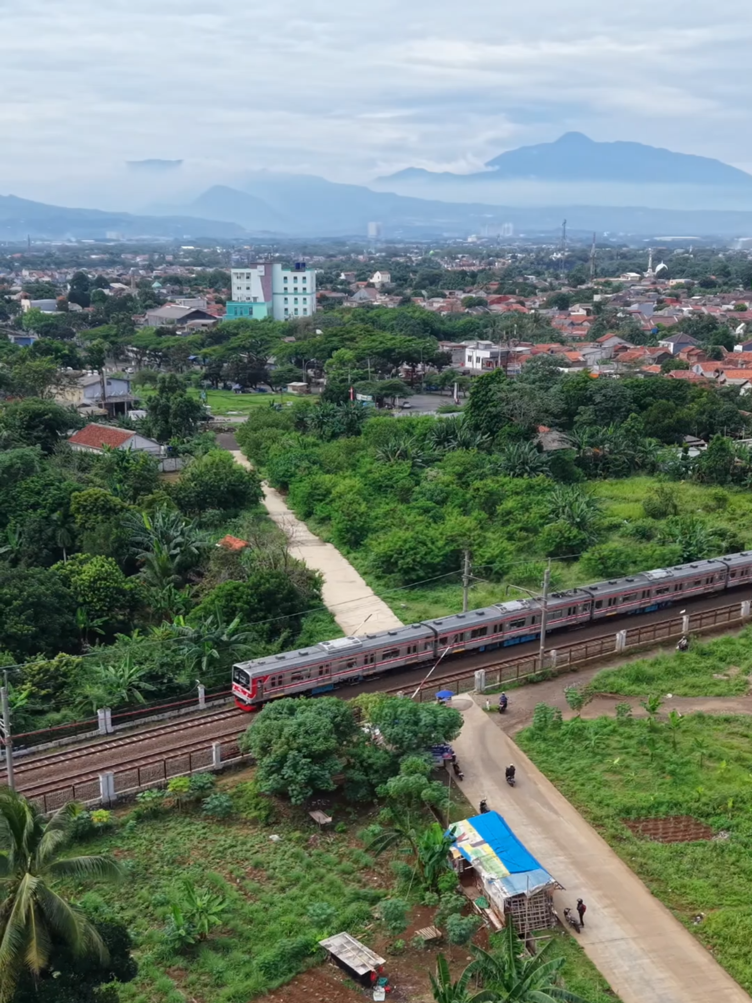 view jalan bomang akses motor #bomang #bojonggede #bambukuning #kemang #fypシ゚viral 