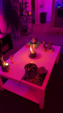 Amazon who? This look like designer. 🕷️ Link in Bio 🔥🔥🔥. . . #fyp#girlapartment#interiordesign 