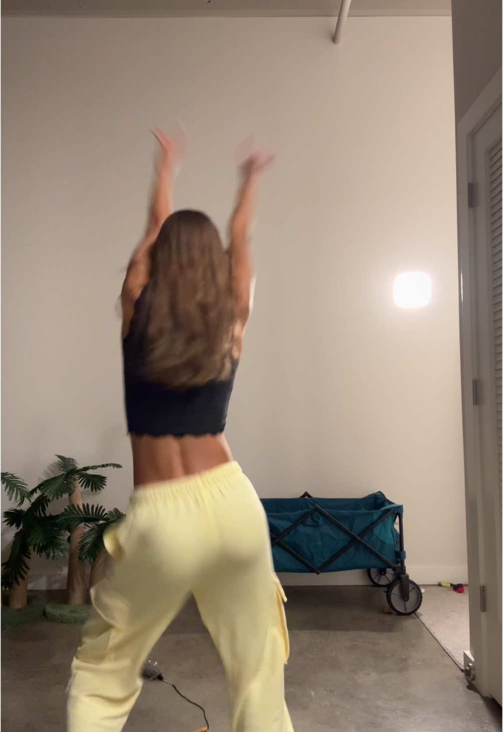 Goodnight  #fyp #dance #trend #reels #runner #abs #dancer #trend #trending 