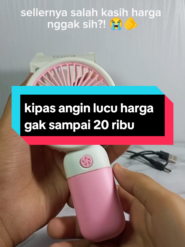 kipas angin lucu ada karakter kuromi, Cocok untuk anak perempuan harga gak sampai 20 ribu #kipasanginportable #kipasmini #kipaslucu 