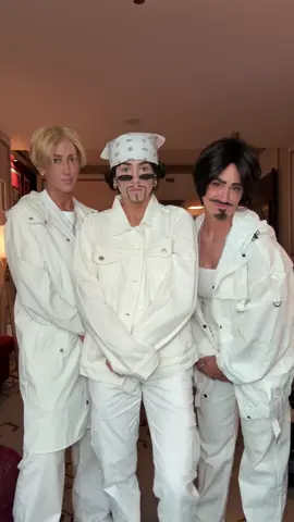 Backstreet’s Back…ALRIGHT 🎶😏  @Erin Miller @Nicole Story Dent ib: @meredith bell. 🛎 