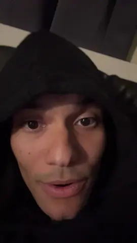 He with a man girl… pack it up 😘