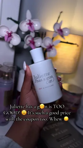 Add it to the cart girl 💁🏽‍♀️ #foryoupage #viral #trending #foryou #frangrancetok 