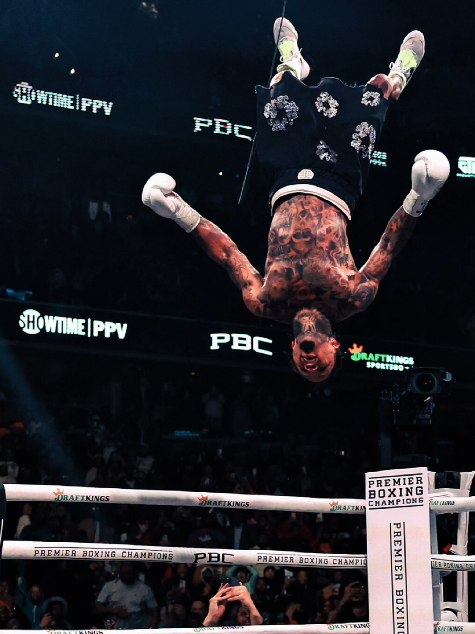 Gervonta Davis เจ้าของแชมป์โลกรุ่นไลท์เวท (Lightweight) ของสมาคมมวยโลก WBA เข้าของสถิติชก 31 ไฟต์ ชนะ 30 (น็อค 28 ครั้ง) เสมอ 1 ครั้ง #gervontadavis #GervontaDavis#Gervonta#wbc#fyp 