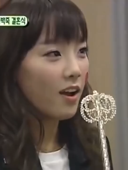 Day by day  Tư Lé hát Ca Hô và Sèo phụ họa #snsdtaeyeon #snsdjessica #snsdseohyun