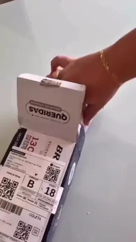 Escova Secadora Britânia 4 em 1 1300W Bivolt BELLA01. Link na bio e nós comentários!! #mundocabelo#cabelosperfeitos