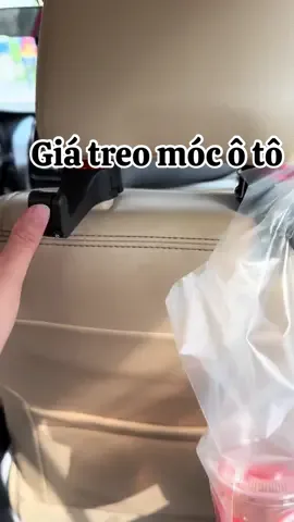 Nhà ai có ô tô chắc cũng cần, đỡ phải đề đồ xuống dưới sàn hay trên ghế #linhdungroi #giatreodo #moctreooto 