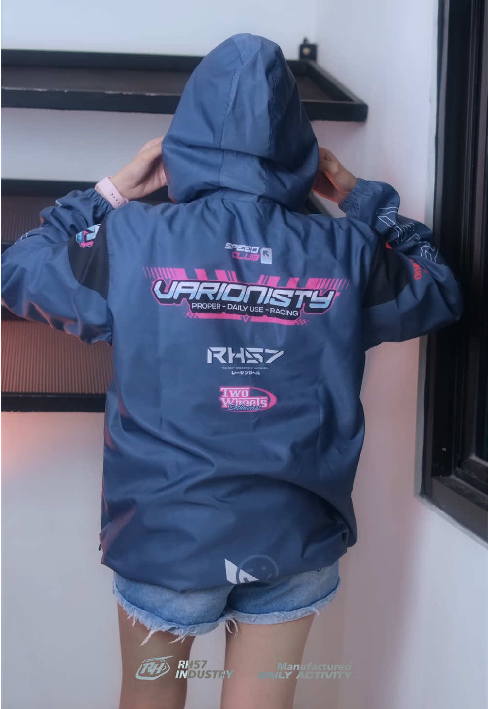 Pre-order jaket varionisty 2025, bisa Dm aja ya pren. Harga 380k #varionisty #fyp 