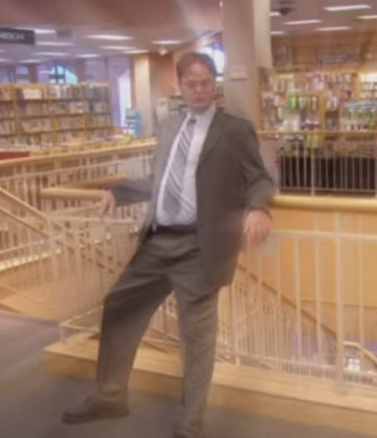 Dwight and Andy vs the bookstore #theoffice #michaelscott #fyp #fypシ #foryoupage #viralvideo #edit 