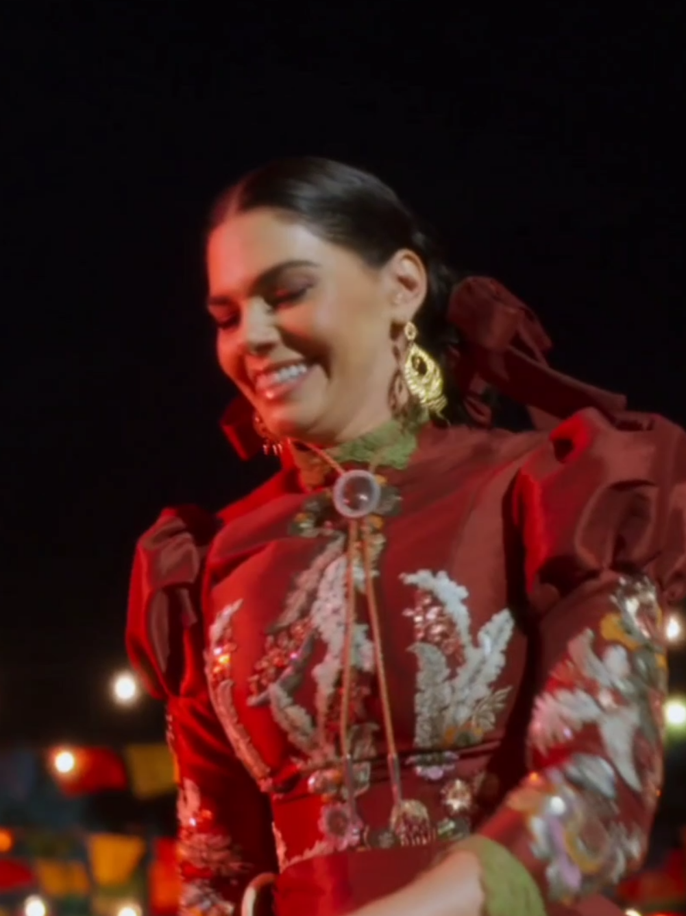 Rosa que linda eres ❤🌹 #liviabrito #amanecer #onfire  #mujer #cachetada @Livia Brito Pestana 