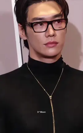 Sexy banget dia dengan balutan hitam ketat itu 🧎🏼‍♀️‍➡️🧎🏼‍♀️‍➡️🧎🏼‍♀️‍➡️🙌🏻 #kimyoungkwang #trigger #fyp #foryou #beranda #xyzabc 