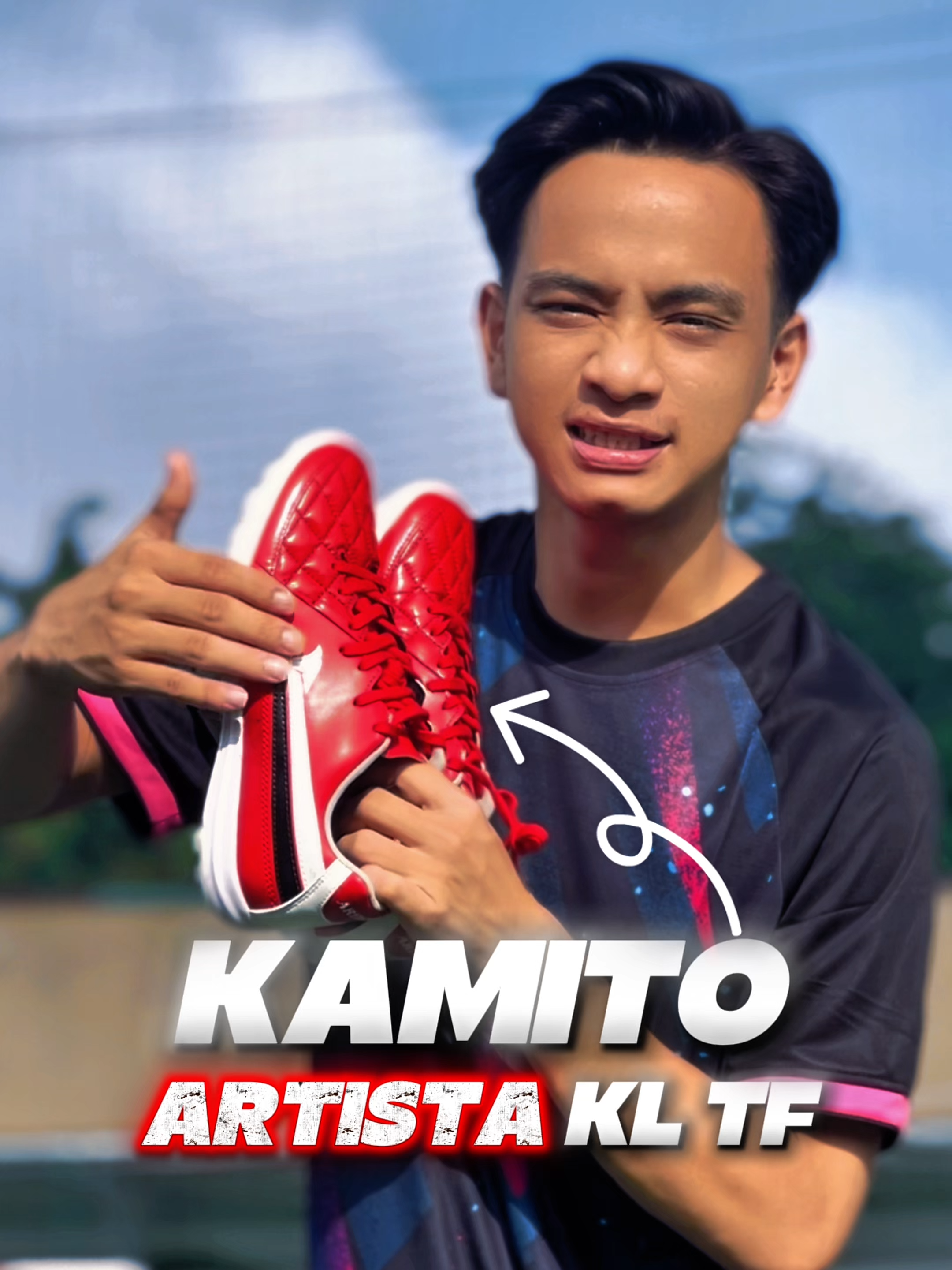 Trải nghiệm thực tế đôi giày đá bóng da thật Kamito Artista KL, 1 trợ thủ đắc lực cho các anh em cầu thủ trên sân cỏ nhân tạo #kamito #bongda #giaydabong #giaybongda #giaydabanh #giaythethao #giaydabongphui