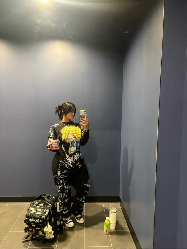 Photo dump matching with @G FUEL Energy DBZ energy tub 🐉👀 CODE GMARIE at checkout #Fitness #GymTok #lifting #civilregime #energydrink 