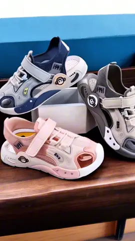 SanDal Rọ Giày Rọ Bít Mũi Bé Trai Bé Gái Đi Mùa Hè Đi Biển Đế CAPSU Quai PVC Size 26-36 #depchobe #giaytreem #xuhuong 