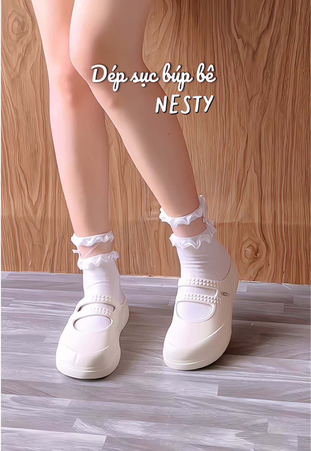 Dép sục búp bê Nesty xưnnn quá nè, form ôm chân nhìn gọn hẳn lunnn á 🌸🌸 meee nhaaa #nesty #nestychinhhang #backtoschool #depsucnesty #depsuc 