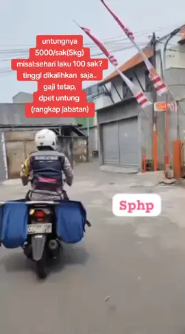 Konsepe Pye Iki lur... Pak polisi dodolan beras #berasSPHP #SOROTAN #FYP