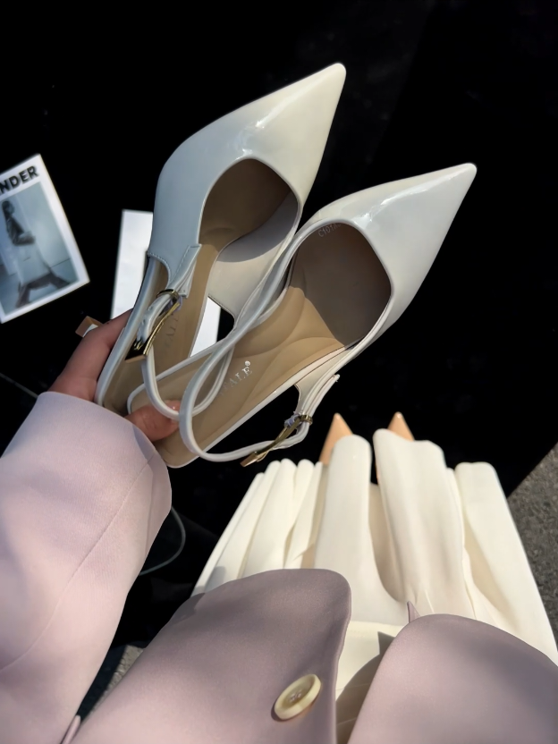 #heelswanita #ootdfashion #fypp 