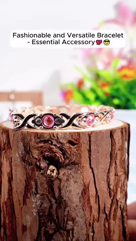 The bracelets every girl needs❤️💘 #fashion #bracelet #bracelets #trendingjewellery #matchingjewelry #summermusthaves #jewelry #jewelrybusiness #braceletbusiness #tiktokmademebuyit #foryou #foryoupage 