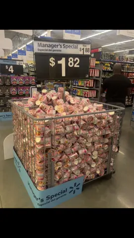 yes kinggg don’t mind the shiny head in the back🥹✌🏽 #fyp #buldak #xyzbca #viral #pink 