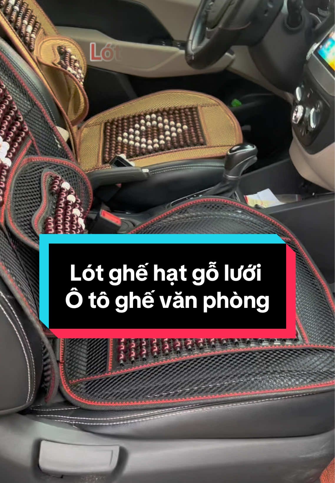 Lót ghế hạt gỗ nâng lưng thoáng khí ghế ô tô ghế văn phòng #viralvideo #phukienoto #lotgheoto #lotgheotohatgo #lotghexeoto #lotghe 